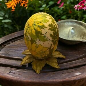 Vintage Eggshell Art. Hand painted and decorated.